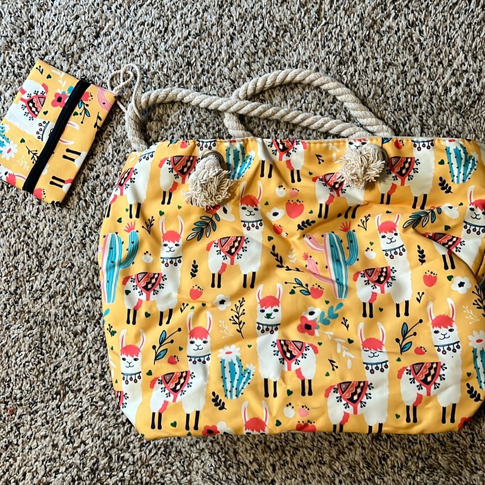 Medium llama tote